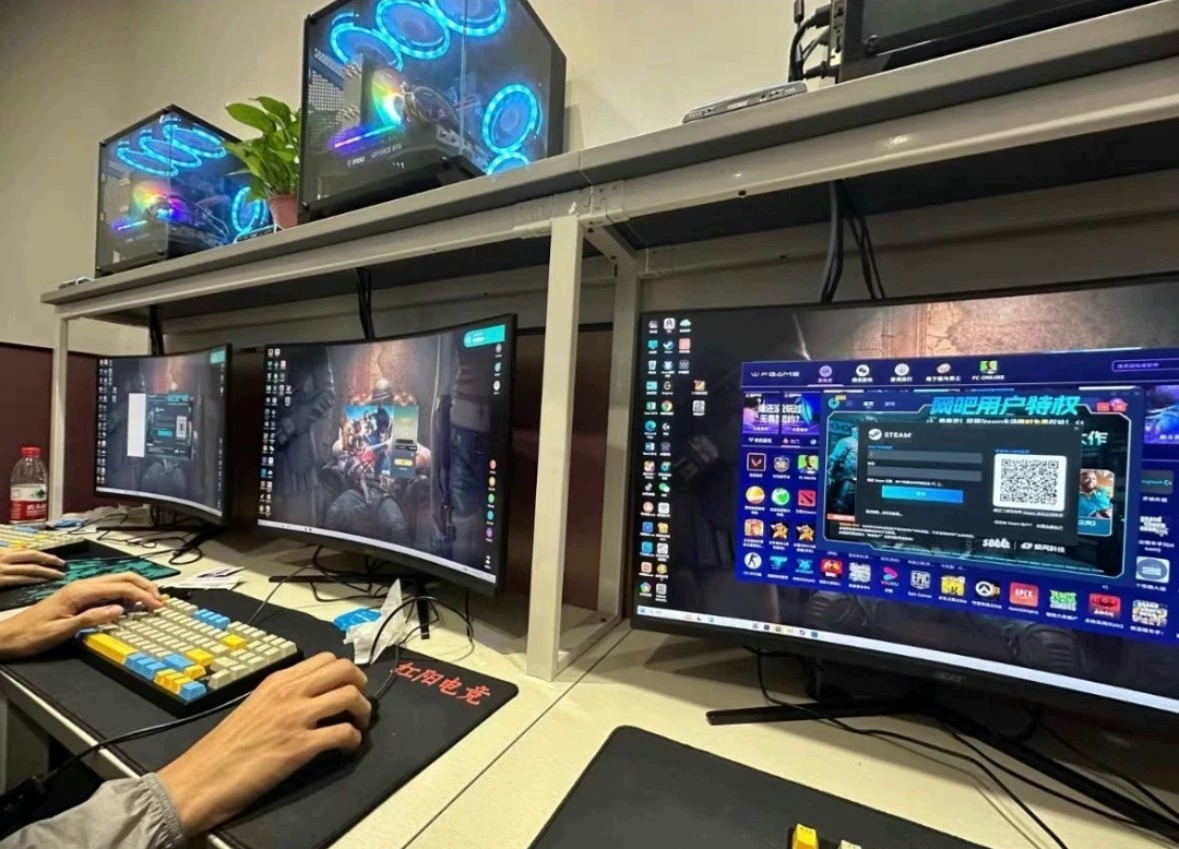 生意不好，几十台游戏台式机，i5高配主机黑神话悟空电脑二手全套设计办公电商显示器32寸曲面出售 亏本处理高配电脑，看上了请私聊。 电脑流畅运行办公PS、word